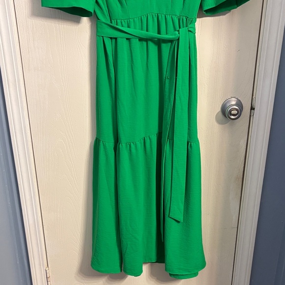 DKNY Vibrant Green Midi Dress with Tie - Picture 4 of 9